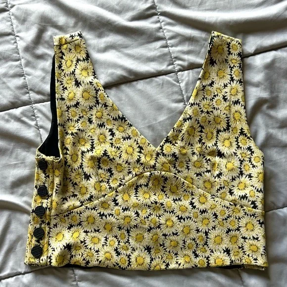 Maeve by Anthropologie Yellow and Black Floral Sunflower Crop Tank Top - Picture 1 of 5